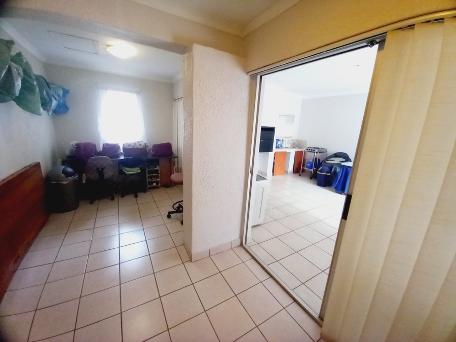 4 Bedroom Property for Sale in Roodia Free State